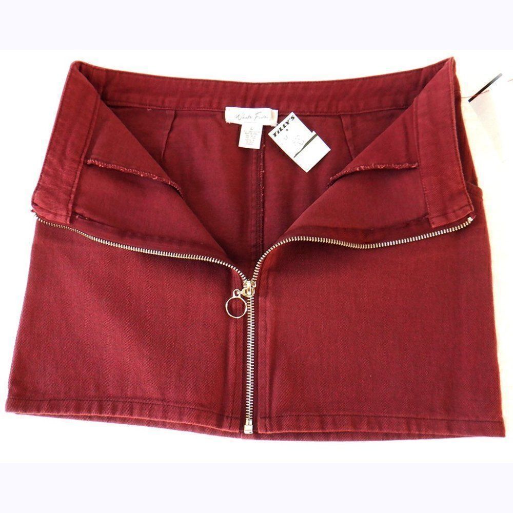 White Fawn cinnamon mini-skirt NWT